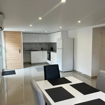 Guest house Entier Pres De Paris